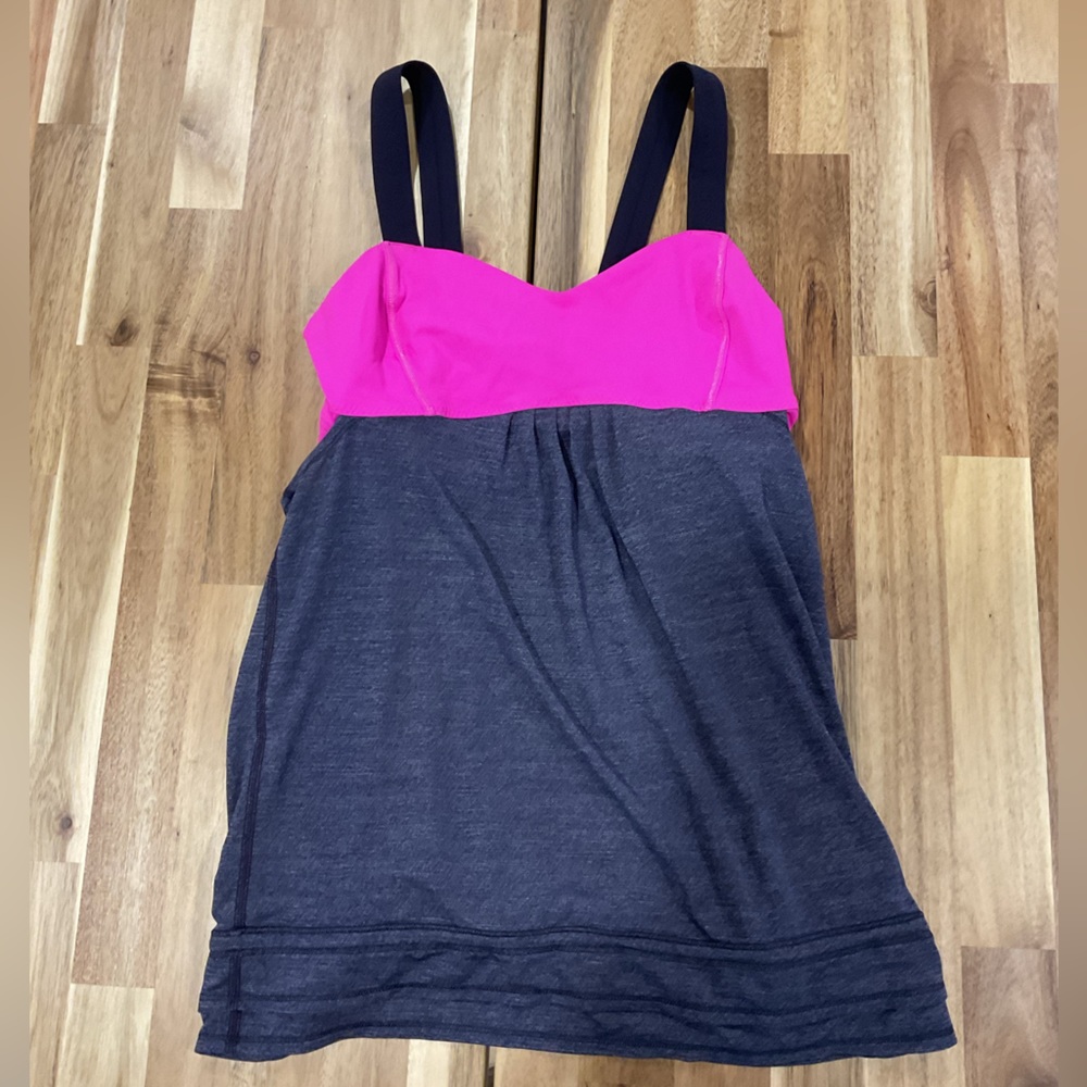 Lululemon tank top